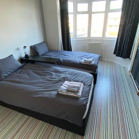Bed & Breakfast @ No. 94 *